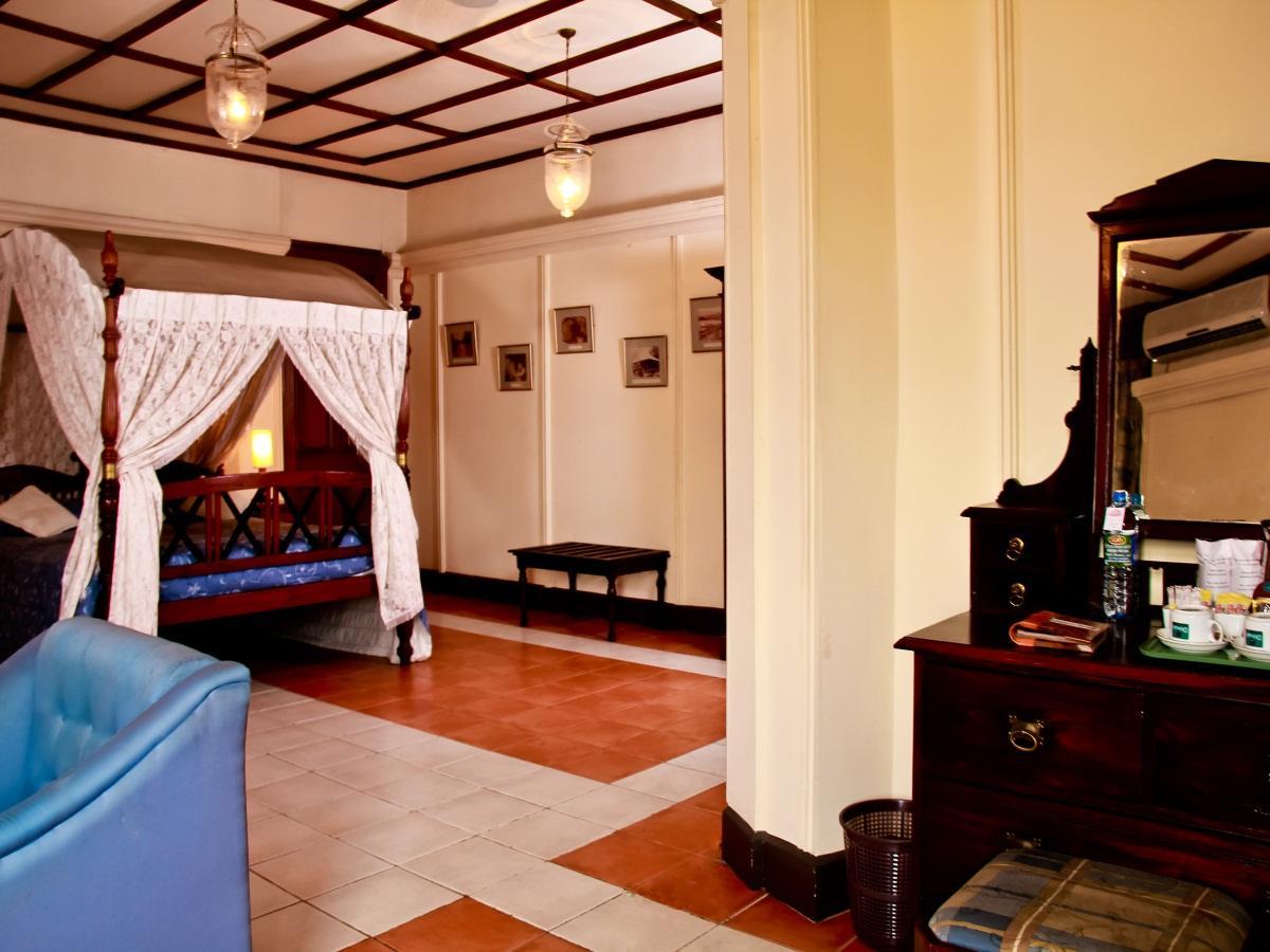 Grand Oriental Hotel Colombo Exterior foto
